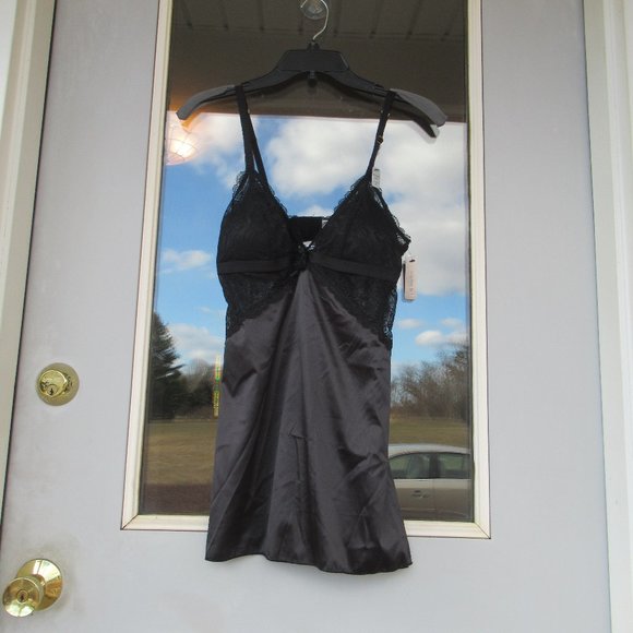 NWT black Nighty & panty with lace detail & removable pads size S - Picture 4 of 13
